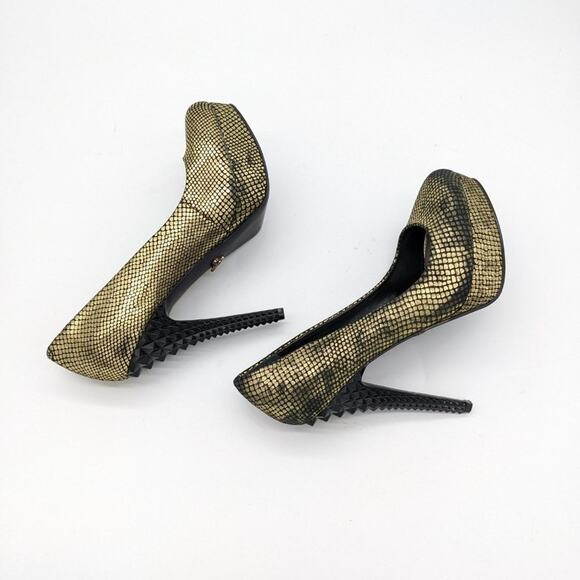 Rachel Rachel Roy Gold Black Kimi Scale Pattern Sculpted Studded Platform Size 8 - Picture 3 of 9